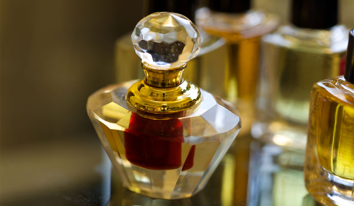 عطر في المنام , العطر لا يجلب الا الفرح و السرور