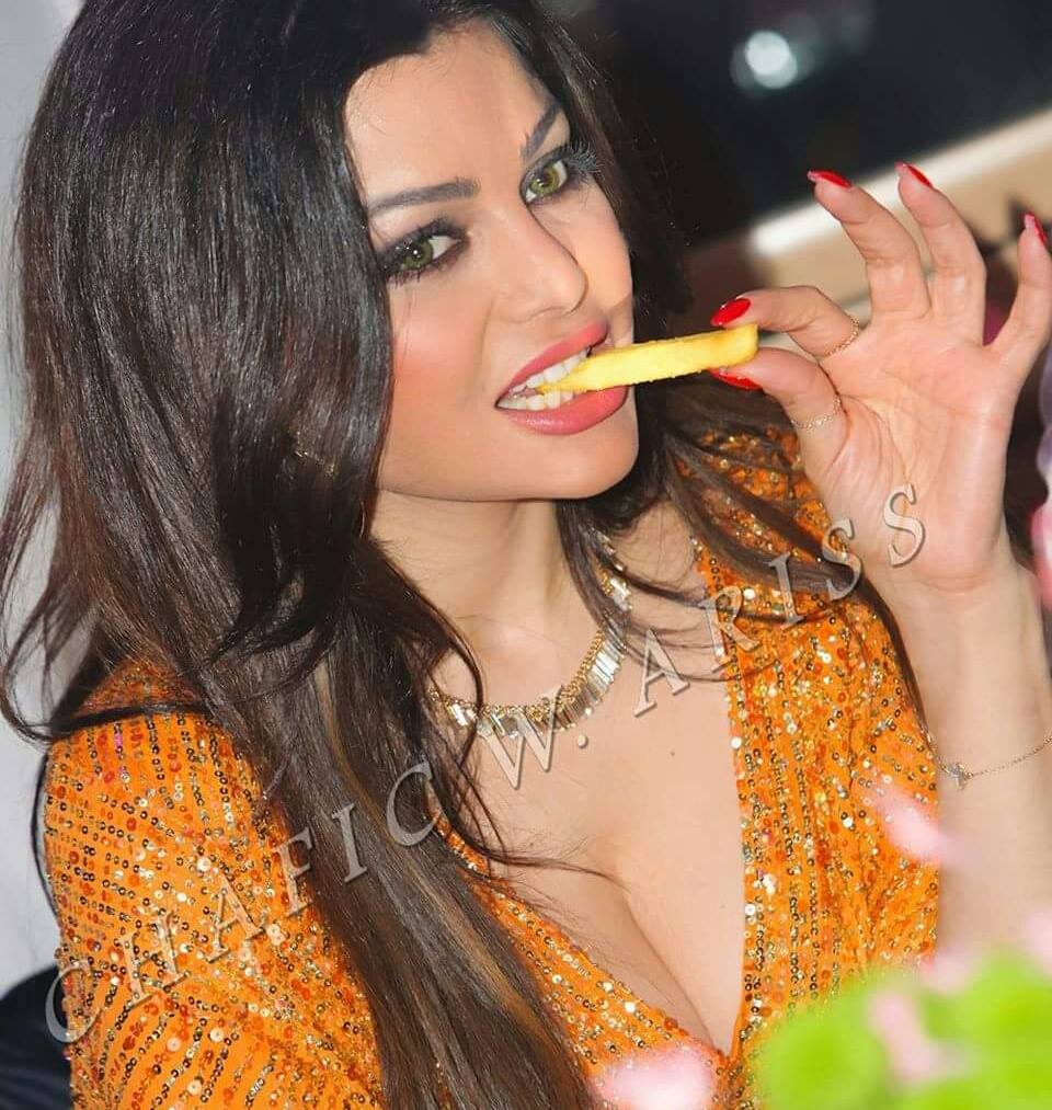Хайфа юнис. Haifa Wehbe. Ливанская певица Хайфа Вахби. Хайфа Вахби до операции. Хайфа Вахби Мисс Ливан.