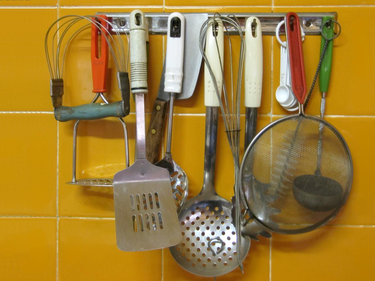 ادوات المطبخ كاملة بالصور